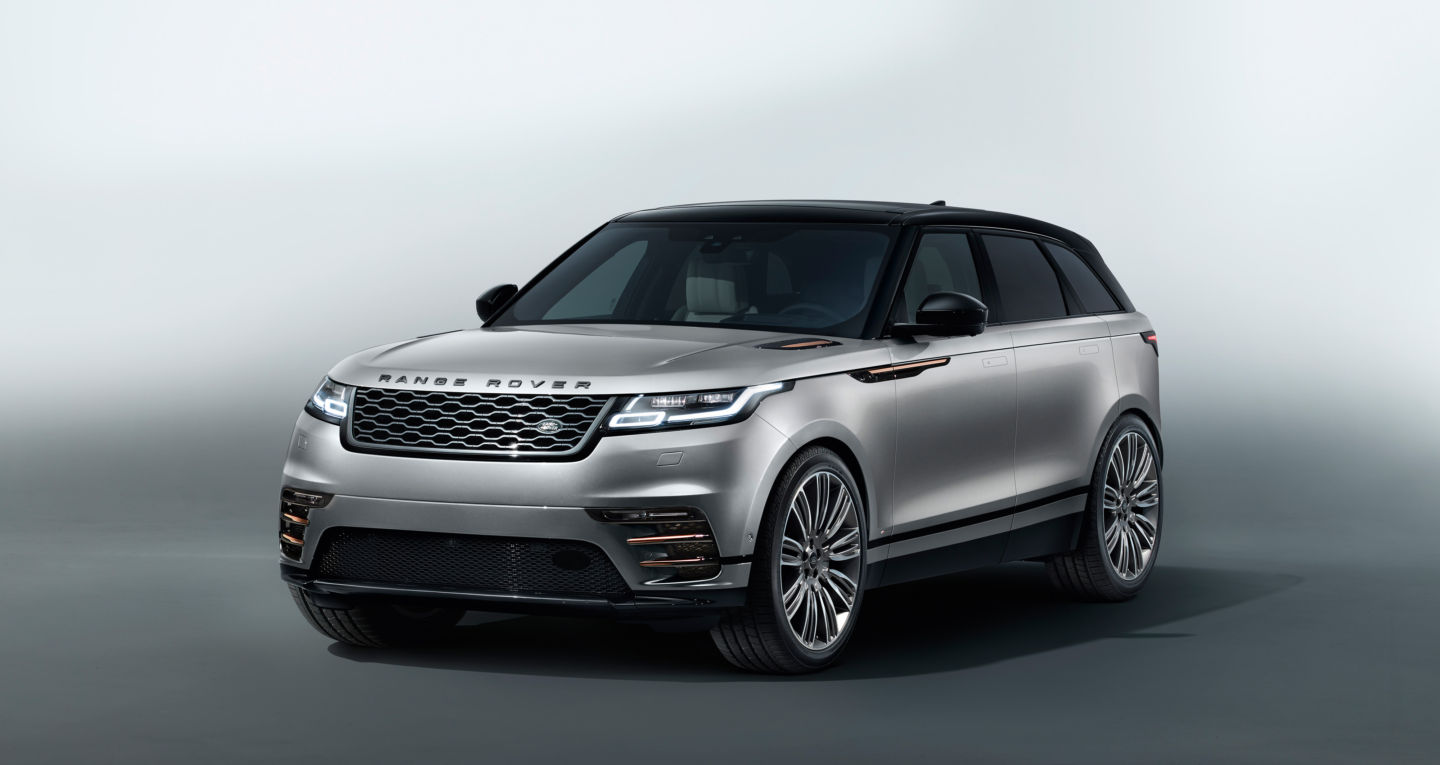 RR_Velar_18MY_039_GLHD_Studio_010317-1440x765